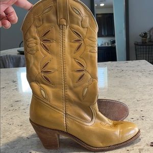 Vintage Dingo boots